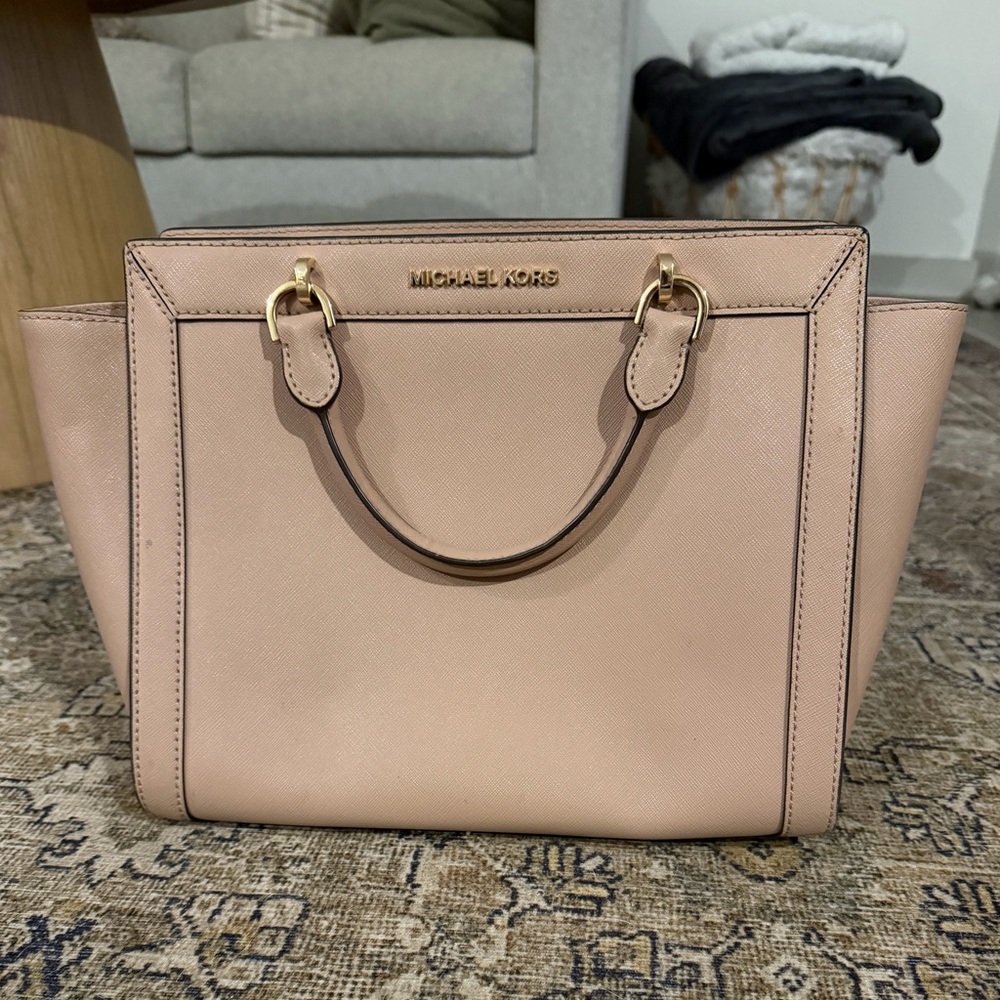 Michael Kors Blush Purse